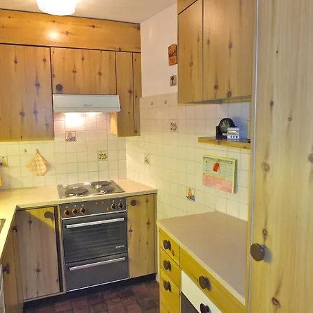 Averts 17 Apartment Zuoz
